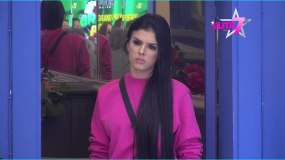 SMUCALA SE SA DETETOM U DVA NOĆU PO ULICI Matora puca po šavovima, razvezala jezik i otkrila sve jasno i šta je Anita radila!