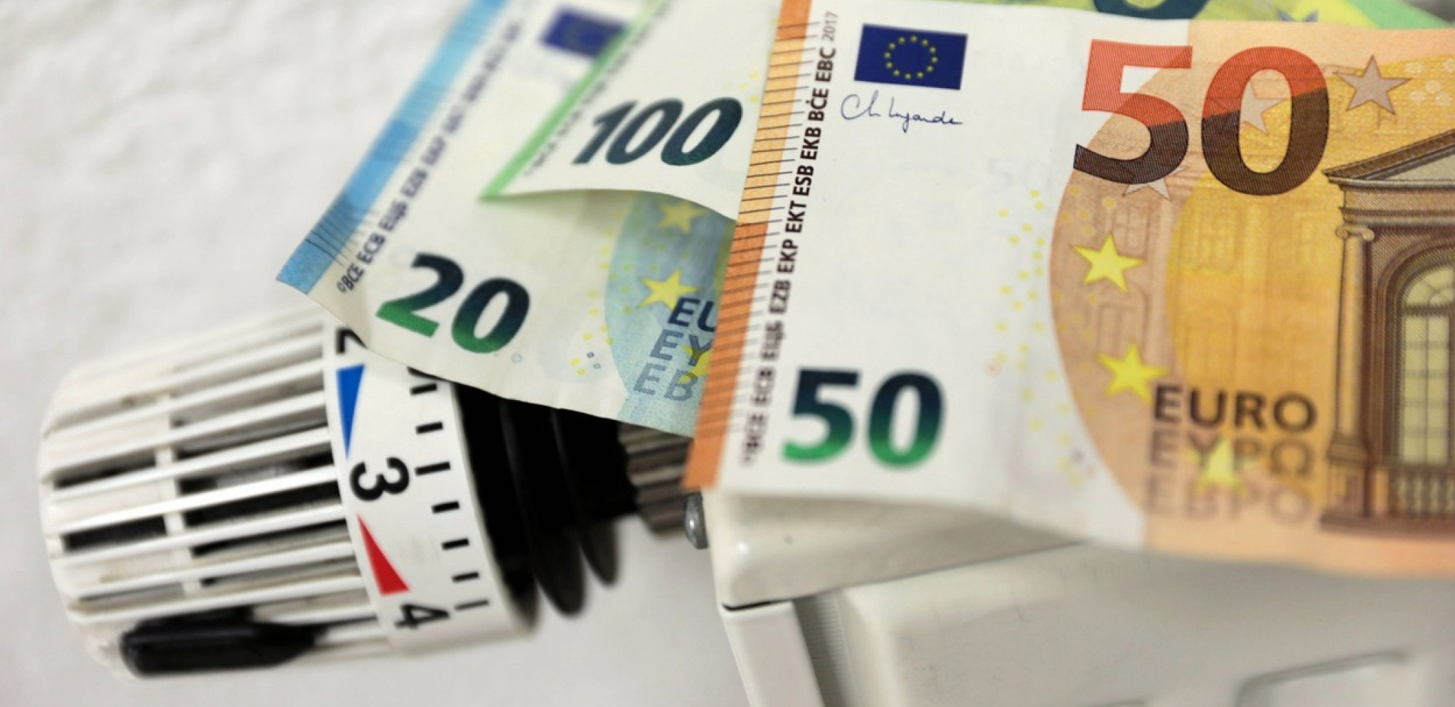 5 SAVETA ZA TOPLIJI DOM, A MANJI RAČUN ZA STRUJU Ako se ovoga pridržavate imaćete minimalne mesečne troškove