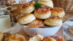 POGAČICE SA SIROM Prave se od samo 3 sastojka, a ukus im je fenomenalan