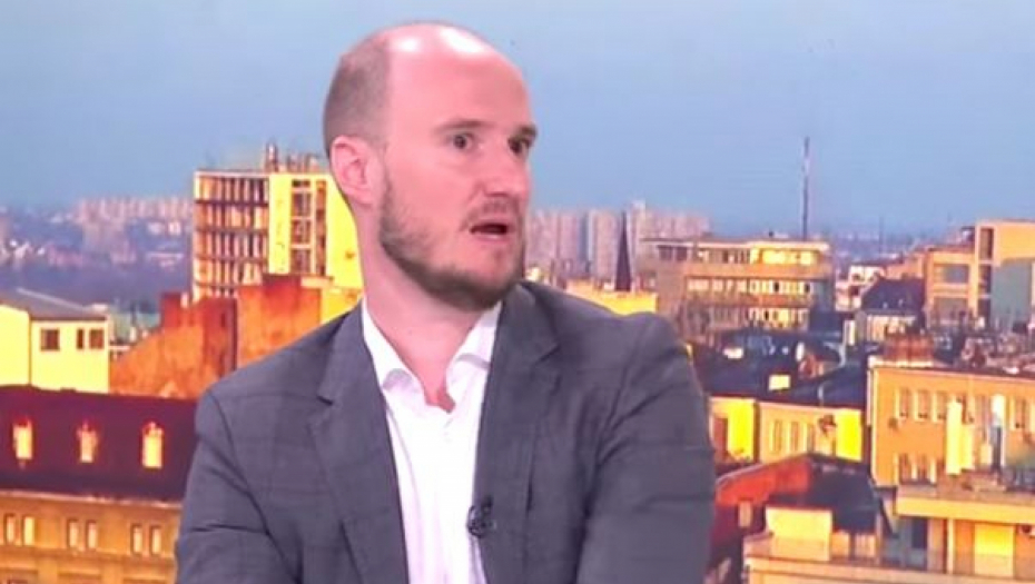 DRUGOSRBIJANSKI PERJANIK "POBRKAO LONČIĆE" Priziva sukobe u Crnoj Gori: Vučića, Putina i Mandića okrivio za sve!