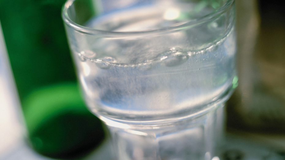 POZNATA KISELA VODA SE POVLAČI I SA POLICA U SRBIJI! Oglasili se iz kompanije