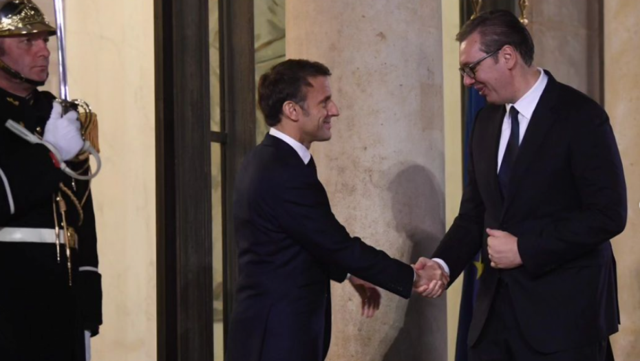 VUČIĆ SE SASTAO SA MAKRONOM Potvrđeno duboko prijateljstvo Srba i Francuza