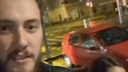 "TRAŽILI SMO RAČUN, A KONOBARICA NAM DONELA KOCKICE" Turisti iz Škotske ostali u šoku, najeli se i napili, a onda je usledilo iznenađenje