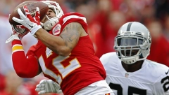 AMERIČKI SPORT ZAVIJEN U CRNO U teškoj saobraćajnoj nesreći među poginulima i NFL zvezda
