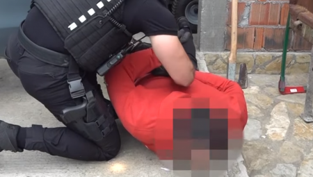 UŽAS U NIŠU! Silovao devojku u liftu i pobegao!