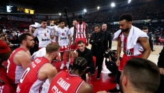 CRVENO-BELIMA 12. TROFEJ KUPA Olimpijakos savladao Panatinaikos za novi trofej, Petrušev dvocifren