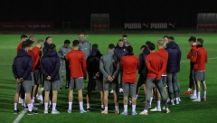 DOBRODOŠLICA ZA NOVAJLIJU Stankovićevog sina udarali na treningu reprezentacije (VIDEO)