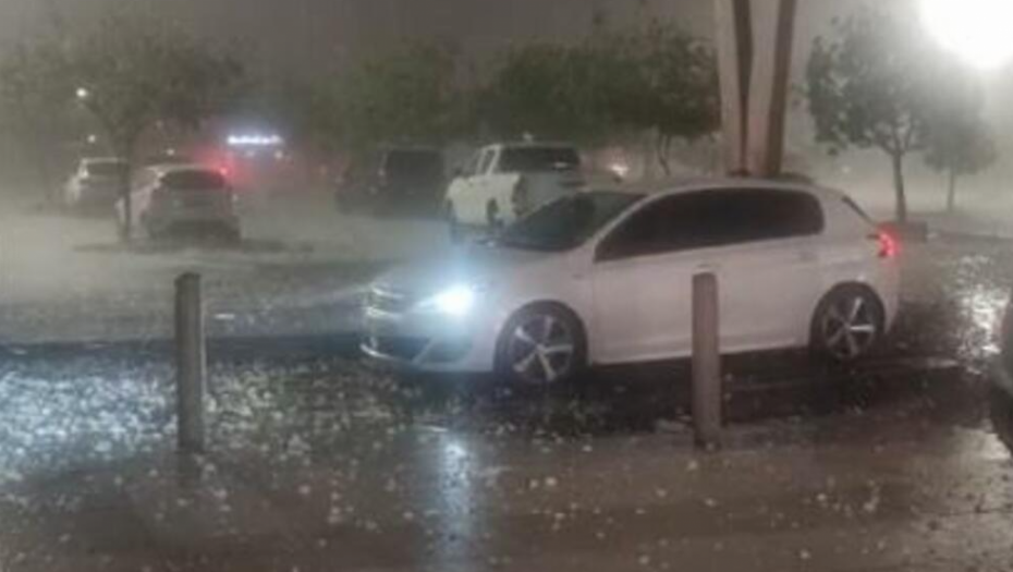 GRAĐANI U PANICI BEŽALI SA ULICE Ovako nešto nisu videli nikada (FOTO)