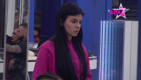 SMEĆARKA JE JAKO KVARNA I LJUBOMORNA NA ĆERKU: Iznete šokantne optužbe na račun Anitine majke, Stanojlovićeva sve priznala!