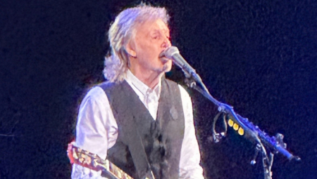 POL MAKARTNI OTKRIO NEPOZNATI DETALJ „Šokiralo me je ono što mi je Džon Lenon rekao pre smrti“