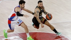 TURCI NARPAVILI BREJK Efes na krilima Larkina i Buboe srušio Monako u gostima