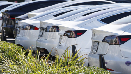 POJAČANJE Stiže flota od 100.000 kineskih automobila u američku kompaniju