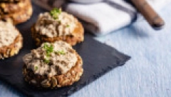 POSNA PAŠTETA Pravi se od ove namirnice, slasna je, kremasta, a gotova za čas