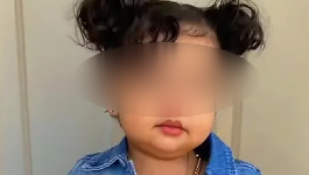 "PRESTANI DA JE OBLAČIŠ NEPRIKLADNO!" Mamu razapeli na društvenim mrežama zbog izbora odeće za ćerku (3), pogledajte pa sami procenite
