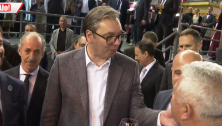 ZA 5 GODINA UDESETOSTRUČILI SMO BROJ MALIH VINARIJA Predsednik Vučić: Danas ih imamo 467