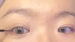 KAKO SE OVOGA NISMO SETILE RANIJE? Brilijantan trik za iscrtavanje ajlajnera, nije vam potrebna dodatna oprema, već samo 1 pokret!