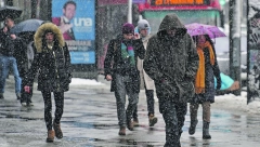 RHMZ UPOZORENJE Oblačno i hladno vreme najavljeno za veći deo Srbije: Pažnja! Olujni udari vetra, kiša, sneg...