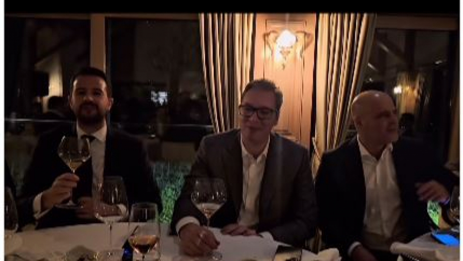 PITANJE KOJE JE NASMEJALO PREDSEDNIKA.. Vučić na komentar o "NEPRIJATNOM VIDEU" sa Milatovićem i Kovačevskim: "Meni jeste bilo neprijatno"