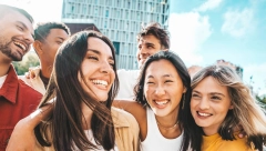 Pravi srećnici: Ako imate ova 3 broja u datumu rođenja, u martu vas očekuje nešto neverovatno