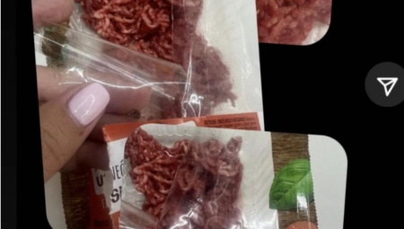 BEOGRAĐANKA KUPILA MLEVENO MESO, KUĆI JE SAČEKAO ŠOK: Otvorila, a nije očekivala "uljeze"...(FOTO)