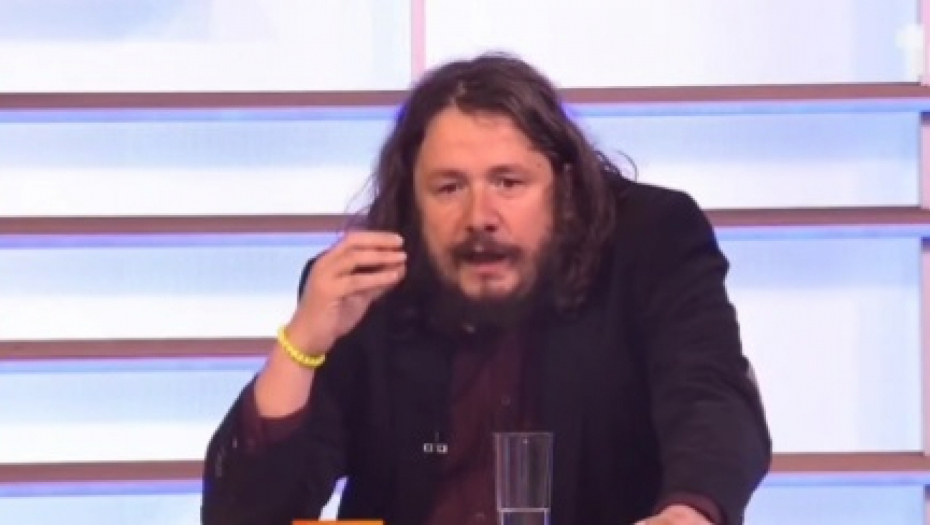 MUHAREM BAZDULJ NAPRAVIO ŠOU U STUDIJU Opisao neverovatnu laž opozicije: To je toliko glupo, to je Monti Pajton! (VIDEO)