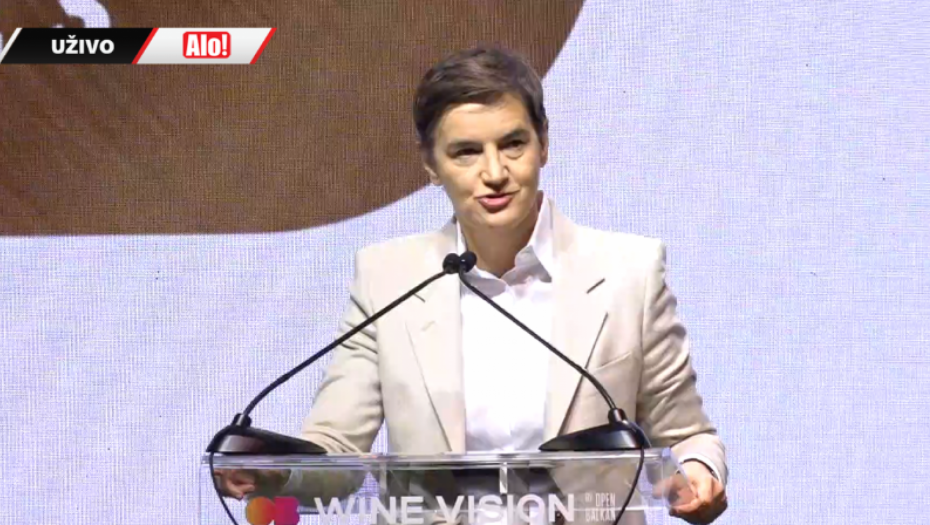 PREMIJERKA BRNABIĆ RAZGOVARALA SA POLJOPRIVREDNICIMA U sredu sastanak radne grupe, odmah se kreće sa izmenama