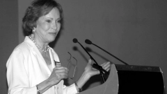 Preminula Rozalin Karter