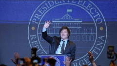 ZALAŽE SE ZA LEGALIZOVANJE PRODAJE ORGANA Evo ko je novi lider Argentine: " Više od njegovih ideja me brine njegovo mentalno stanje "
