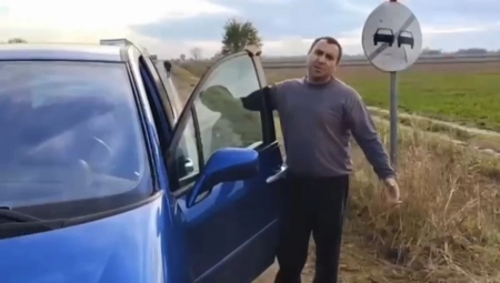 POLJOPRIVREDNICI NE PUŠTAJU OCA SA ČETVORO DECE DA PROĐE Sve su blokirali, ne može ni da mrdne!