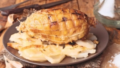 PUNJENO PILE Sočno i slasno, ovaj sastojak mu daje šmek, meso se lepi za prste