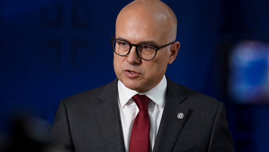 TUŽAN JE ŽIVOT ISPUNJEN MRŽNJOM! Vučević reagovao na sraman tekst opozicionih medija: Oni će i dalje gubiti, a Srbija će pobeđivati