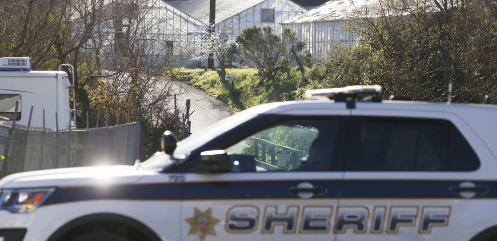 NEOČEKIVANI SUSRET NA PUTU Američka patrola priskočila pernatom stvorenju u pomoć (FOTO)