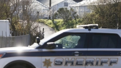 NEOČEKIVANI SUSRET NA PUTU Američka patrola priskočila pernatom stvorenju u pomoć (FOTO)