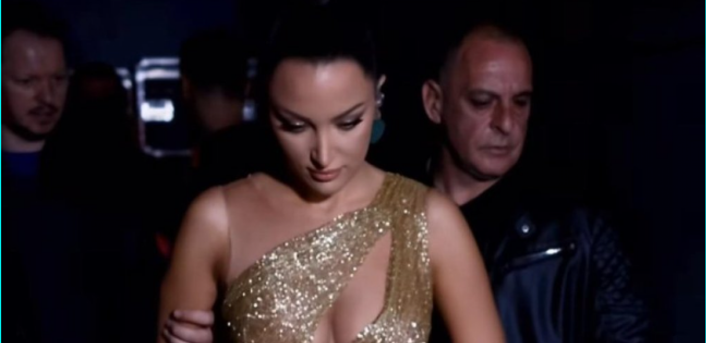 INCIDENT NA PRIJINOM KONCERTU! Dečko pao sa bine, hitno ga izveli, u pomoć pritekla i Aleksandra!