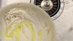 NIJE NEKA NAUKA, ALI... Profi trik za ekspresno pranje plastičnih posuda, uporne mrlje će postati prošlost!