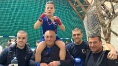 BOKSERSKA FEŠTA ODUŠEVILA DECU Održan "Filić kup": Sjajna manifestacija i poziv mališanima da se bave sportom (FOTO)