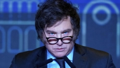 ŠOKANTAN POTEZ NOVOG PREDSEDNIKA ARGENTINE Prvo što je uradio, promenio veru, komšije se hvalile da je poreklom Hrvat, a šta ovo bi
