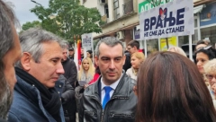 SRBIJA NE SME I NEĆE DA STANE! Orlić u poseti Vranju i Bujanovcu: Ne dozvolimo da nam naš mukotrpan rad i našu državu sruše i unište (FOTO)
