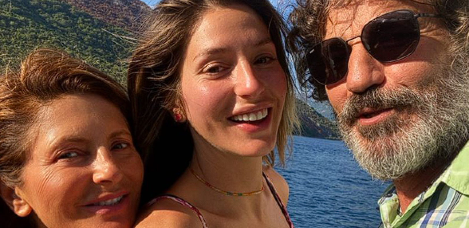 SKROMNA KUĆICA NADOMAK ZLATIBORA I SMEDEREVAC! Ovo je vikendica Gagija Jovanovića i Branke Pujić, a zbog ovoga mu svi aplaudiraju