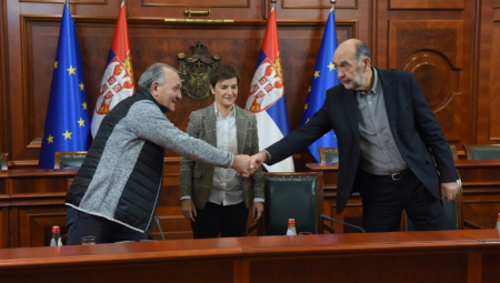 VLADA SRBIJE SKLOPILA VAŽAN SPORAZUM Brnabić se sastala sa sindikalcima zdravstva i socijalne zaštite, ovo su bile glavne teme