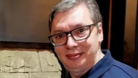 "ĆEVAPI ILI BUREK?" Hit snimak Vučića, predsednik Srbije otkrio šta više voli da jede (VIDEO)