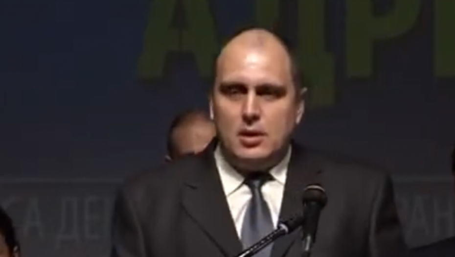 NARODE, OVO JE NA LISTI "SRBIJA PRIOTIV NASILJA" Željko Veselinović najstrašnije vređao premijerku Srbije, da li to želite na vlasti? (FOTO)