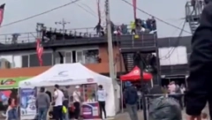 STRAŠNA TRAGEDIJA Poznata novinarka bizarno poginula na trkama, njene ćerke sve gledale (VIDEO)