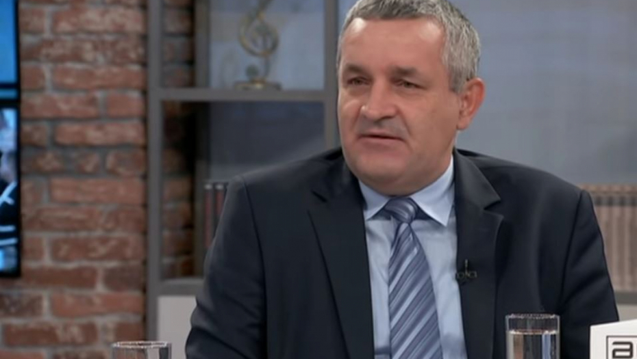 FEDERACIJA BIH NAMERAVA DA OTME VOJNE STANOVE PROGNANIM SRBIMA Miodrag Linta: U pitanju je smišljena diskriminacija
