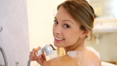 SKINITE KILOGRAME U KADI Ako se tuširate na ovaj način ubrzaćete metabolizam, a time i mršavljenje