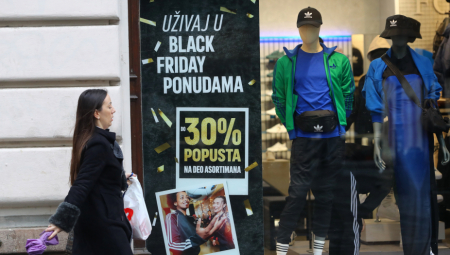 NAJVEĆE AKCIJE OVOG VIKENDA ČEKAJU, ALI SAMO SNALAŽLJIVE Prevare sa lažnim akcijama nas zaplašile, ali ima i pravih