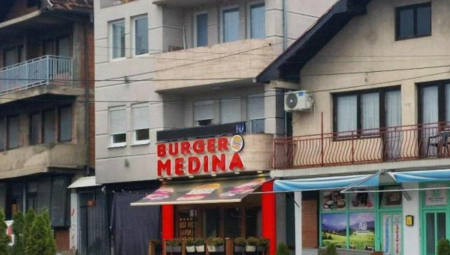 MASOVNO TROVANJE U NOVOM PAZARU Jeli u istom restoranu, završili u bolnici, osmoro zadržano na lečenju