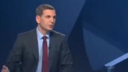 "ON JE ĐILASOV POTRČKO, OVO JE BEDAN POKUŠAJ PRAVLJENJA NOVOG KOŠTUNICE" Jovanović rašrafljen, posle ovoga će ozbiljno da se puši