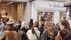 OD SNIMKA REDA ISPRED ZARE ĆE VAM SE ZAVRTETI U GLAVI Društvene mreže se usijale, "ovce", "a kukate da nemate para","poblentavljeni narod"