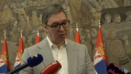 "NJIHOV CILJ JE DA NAS PRIMORAJU DA PRIZNAMO KOSOVO"  Vučić za Alo! o sastanku Mojsilovića sa komandantom KFOR-a